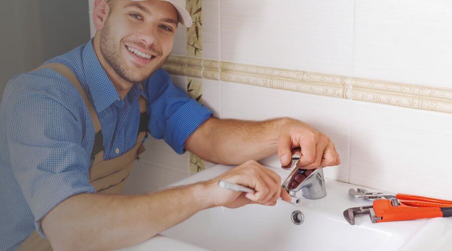 Professional clogged drains services in Thompsons, TX